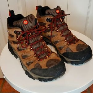 Merrell Moab hiking boot